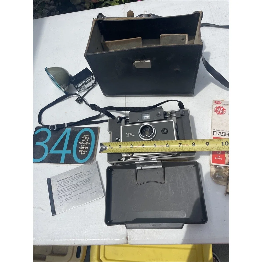 Vintage Polaroid 340 Automatic Land Camera Flash Model 340 Carry Case and more‎